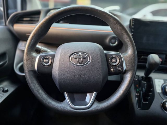 豪華版 倒車顯影、藍芽、導航、CARPLAY、摸門、IKEY  第15張相片
