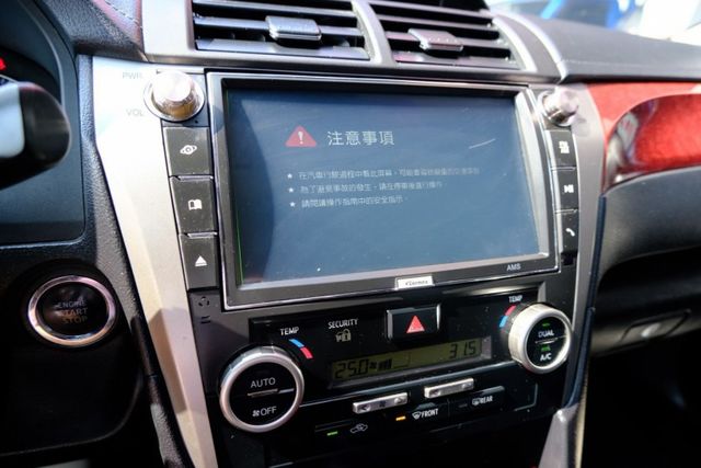 超低里程✅省油✅有認證✅免鑰匙I-key✅  第8張相片