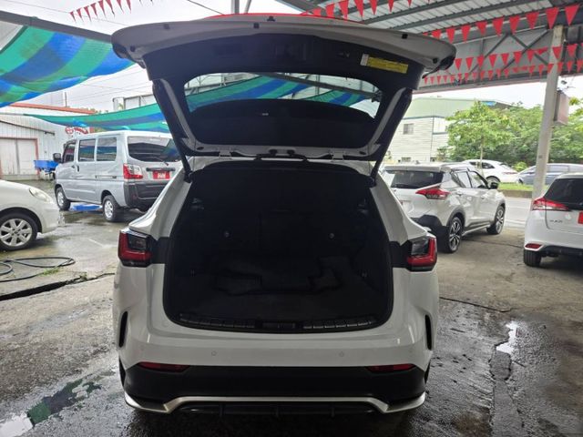 2400CC渦輪稀有休旅車款.馬力足.操控好  第6張相片