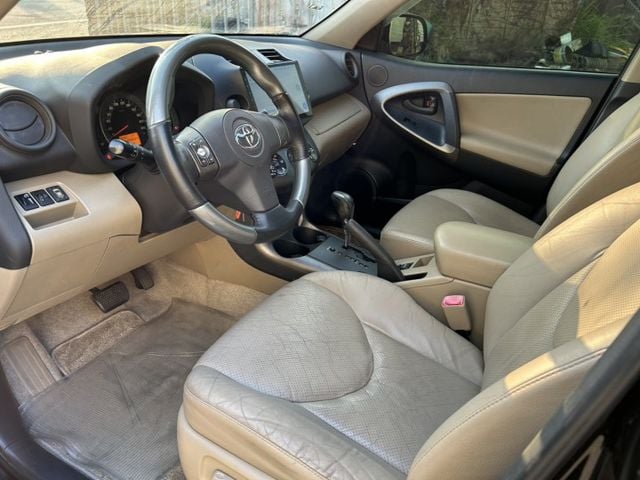 RAV4  第8張相片