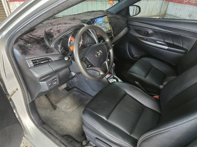 YARIS  第3張相片