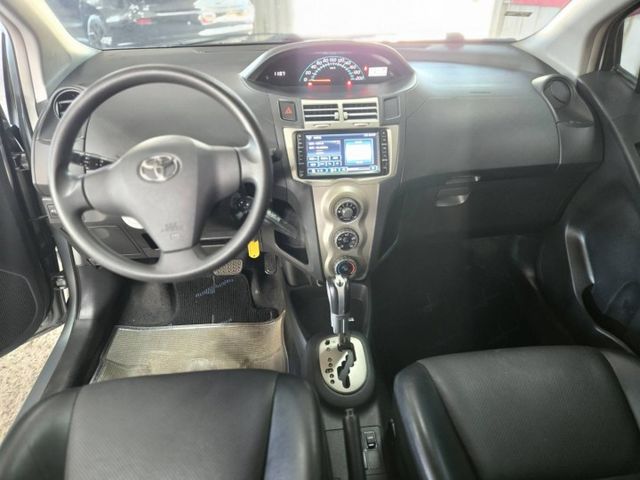 YARIS  第3張相片