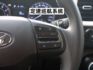 ▲最頂級GLC版，原廠保固中▲只跑３萬，全車原鈑件▲四顆輪胎剛換▲行人預警，車道偏移，六氣囊，免鑰匙，恆溫，導航  第9張縮圖