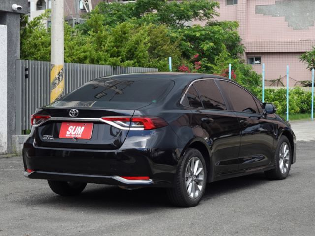 ▲尊爵版，只跑２萬，原廠保固中▲升級影音安卓機，CarPlay▲盲點，全速域，七氣囊，免鑰匙，恆溫，胎壓，原鈑件可全貸  第4張相片