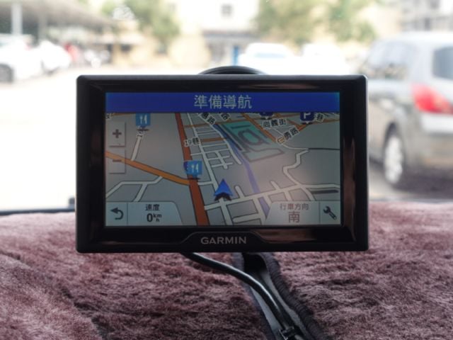 ▲小改款尊爵型，只跑４萬，原廠保固中▲全原廠保養▲原鈑件認證▲超美無菸車▲雙安，定速，後冷氣，ABS煞車，16吋鋁圈  第15張相片