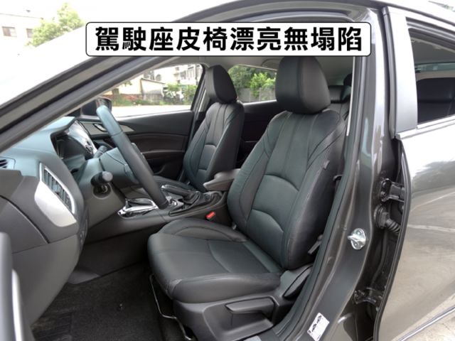 ▲小改款~尊榮進化版，里程跑少，全原廠保養▲超美無菸車，全車原鈑件▲六氣囊，免鑰匙，盲點，導航，定速，恆溫，胎壓  第7張相片