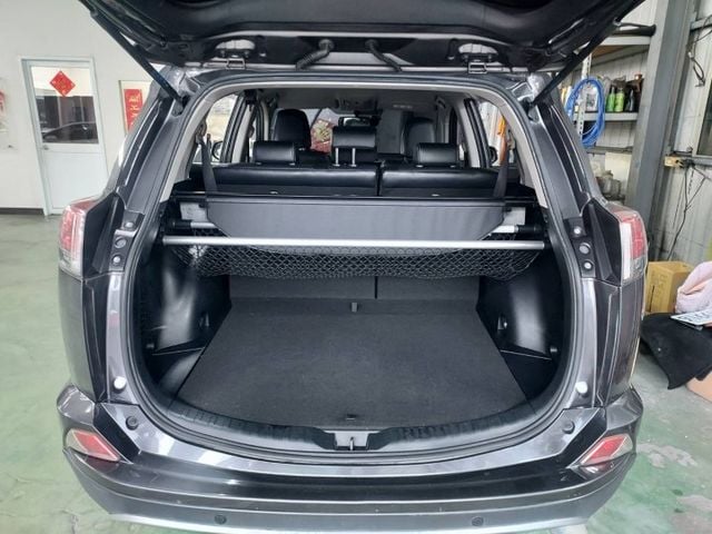 RAV4  第12張相片