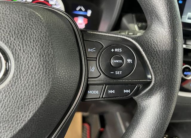豪華影音版 原廠保養 原鈑件認證車 7氣囊/i-key/摸門/恆溫/循跡/ACC/AEB/倒車影像  第9張相片