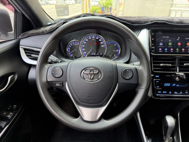一手車認證車 旗艦版 Ikey摸門 恆溫 抬顯 導航 CarPlay 保證只跑4.5萬 可全貸 保固2年  第10張相片
