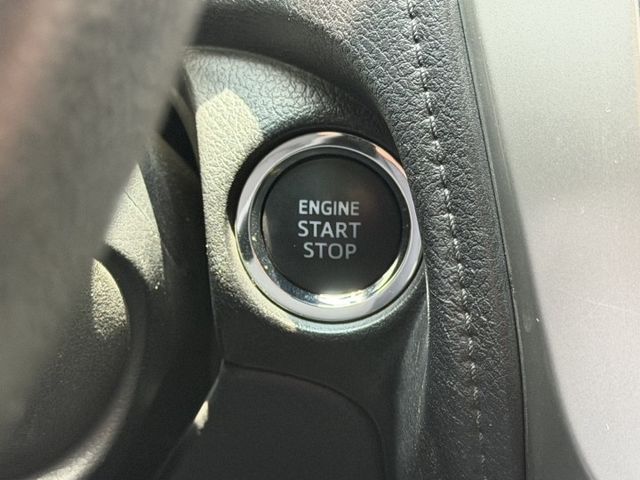 一手車認證車 旗艦版 Ikey摸門 恆溫 抬顯 導航 CarPlay 保證只跑4.5萬 可全貸 保固2年  第15張相片