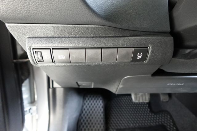 2024年3月出廠~1.8 汽油豪華版~I-KEY.無線CARPLAY~僅跑1萬2千多公里~新車保固中~里程保證  第9張相片