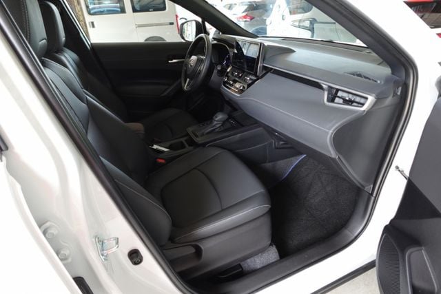 2026年3月出廠~1.8 油電版~LED頭燈.AUTOHOLD.無線CARPLAY~僅跑4千多公里~新車保固中~里程保  第6張相片