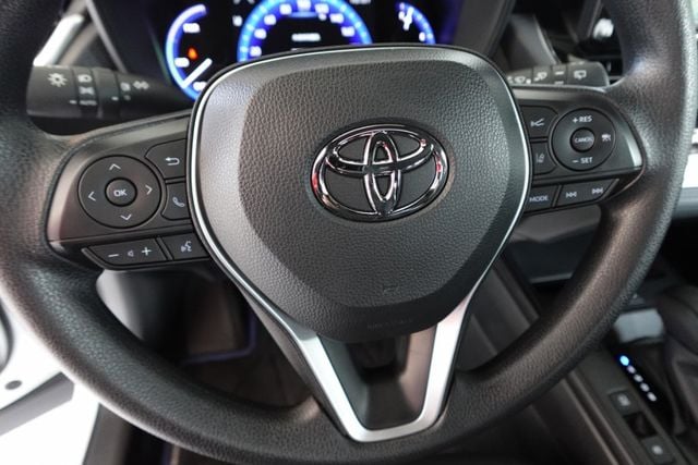 2026年3月出廠~1.8 油電版~LED頭燈.AUTOHOLD.無線CARPLAY~僅跑4千多公里~新車保固中~里程保  第10張相片