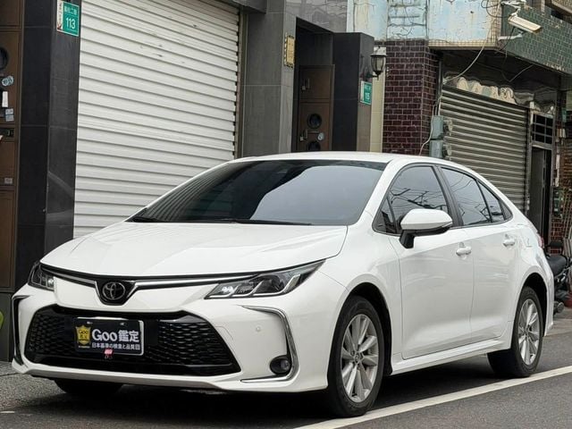 TOYOTA豐田 ALTIS  第1張相片