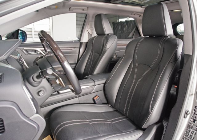 LEXUS凌志 RX300  第7張相片