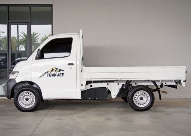 TOYOTA豐田 TOWN ACE  第4張相片