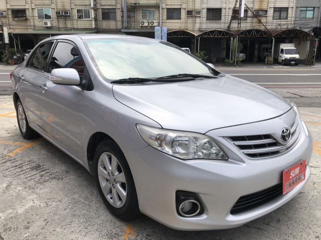 耐用 好維修 省油 原鈑件 碼錶原車主更換過 實際里程約26萬多 認證車 可貸款 優質代步中型轎車款  第4張相片