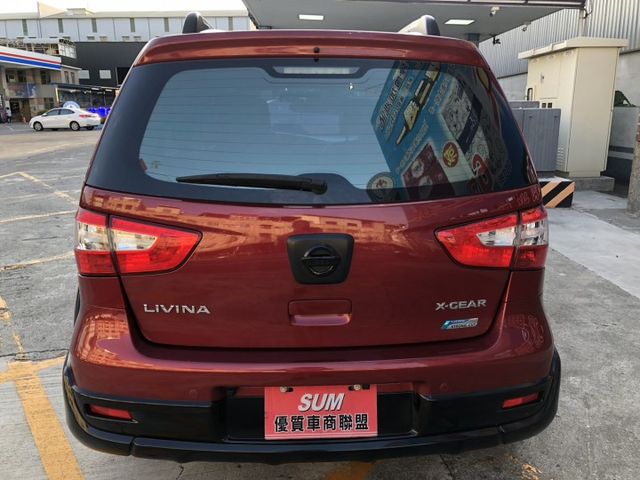 鈑件原 里程保證 影音系統 皮椅 車頂行李架 胎壓偵測器 小車大空間 妥善率好 認證車 有保固 可貸款  第5張相片