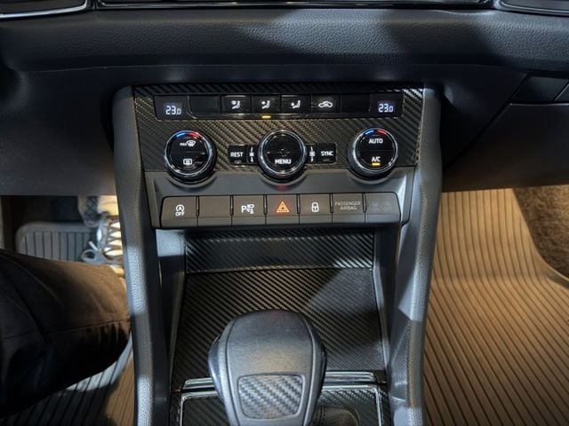 2021 Skoda Kodiaq TSI豪華菁英版 七人座 1.5 環景影像 ikey 盲點偵測 三區恆溫 ACC  第19張相片