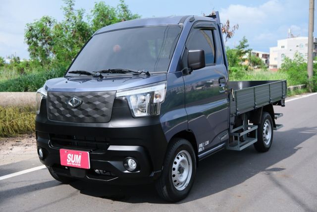 2025 中華 J SPACE 手排 4WD 1.5 倒車顯影 藍芽 Carplay 四輪傳動 里程保證一千多公里  第2張相片