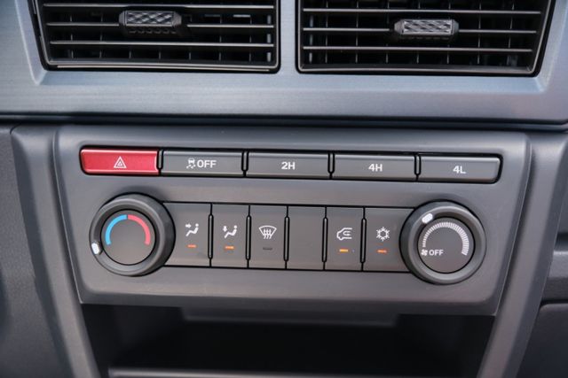 2025 中華 J SPACE 手排 4WD 1.5 倒車顯影 藍芽 Carplay 四輪傳動 里程保證一千多公里  第15張相片
