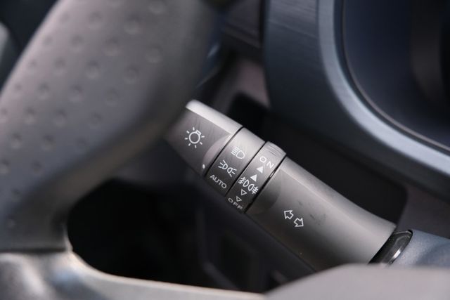 2025 中華 J SPACE 手排 4WD 1.5 倒車顯影 藍芽 Carplay 四輪傳動 里程保證一千多公里  第18張相片