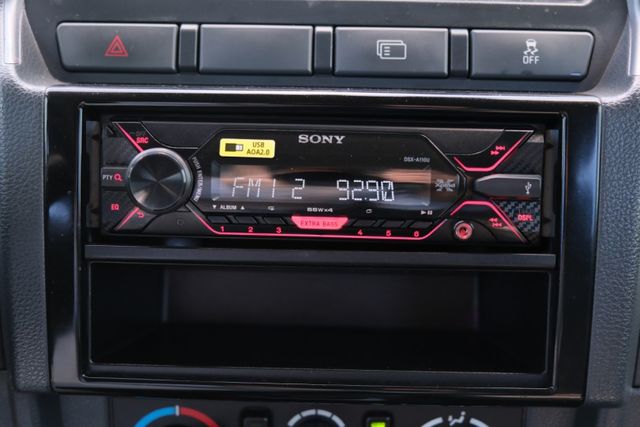 2019 中華 菱利 A180 五人座 1.5 自排 定速 後座出風口 里程保證9.8萬  第16張相片