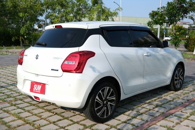2023 Suzuki Swift GLX油電 1.2 倒車顯影 ACC 換檔撥片 ikey 盲點偵測 里程保證2.6萬  第4張相片