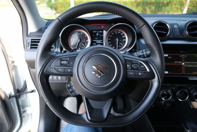 2023 Suzuki Swift GLX油電 1.2 倒車顯影 ACC 換檔撥片 ikey 盲點偵測 里程保證2.6萬  第11張相片