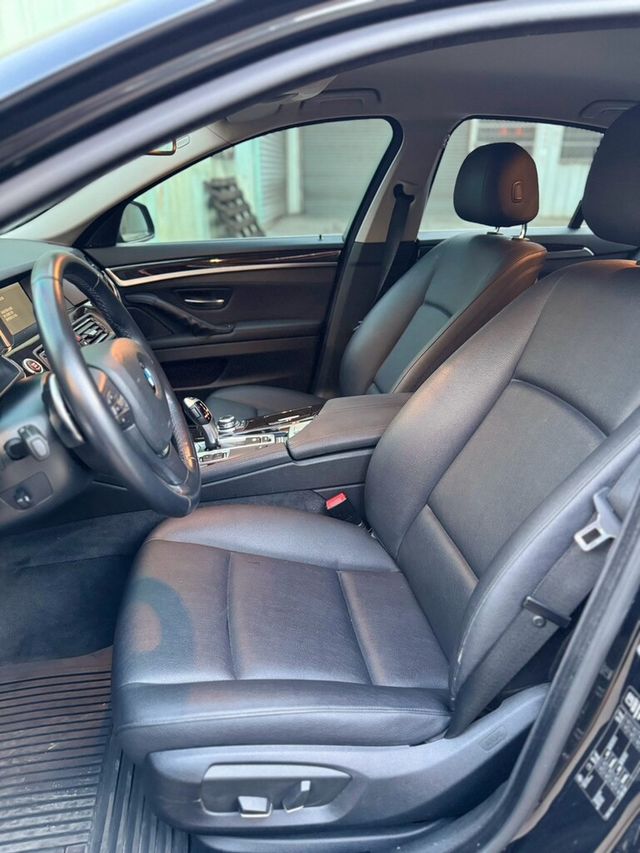 BMW寶馬 520D  第6張相片