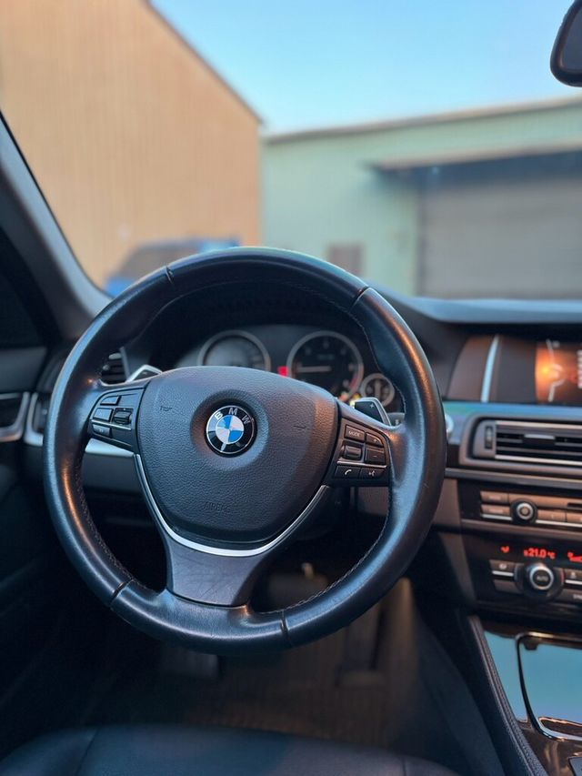 BMW寶馬 520D  第8張相片