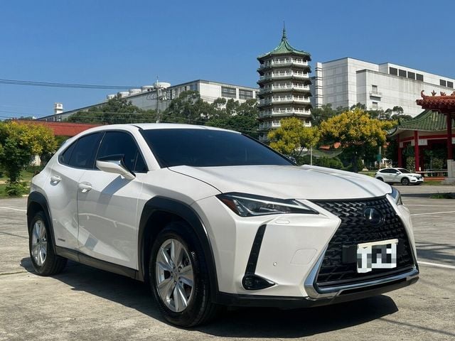 LEXUS凌志 UX250H  第2張相片