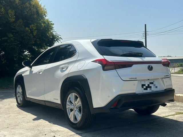 LEXUS凌志 UX250H  第4張相片