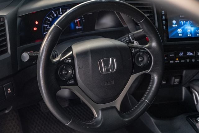 Civic VTi-S 9代｜倒車影像/車側影像｜換檔撥片｜天窗｜導航  第3張相片
