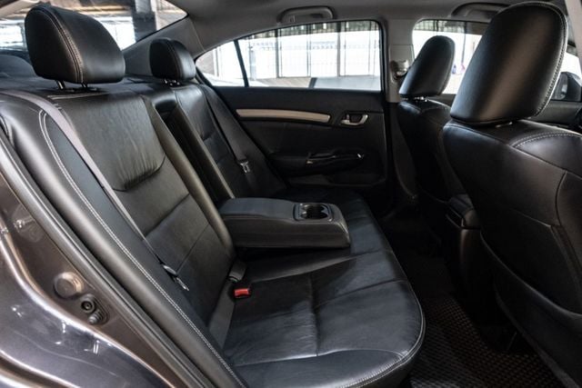Civic VTi-S 9代｜倒車影像/車側影像｜換檔撥片｜天窗｜導航  第5張相片