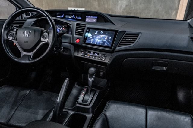 Civic VTi-S 9代｜倒車影像/車側影像｜換檔撥片｜天窗｜導航  第6張相片