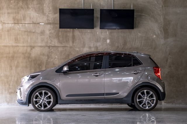 Picanto Ｘ-Line｜空力套件｜自動煞停  第9張相片