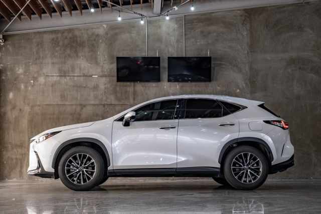 NX200 豪華版｜ACC/AEB/車道偏移等輔助駕駛｜原廠保固2027.8  第10張相片