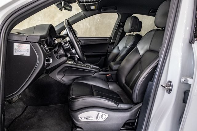 Macan 2.0T｜全原廠保養｜選配360環景｜14向電動座椅｜Carplay套件｜Ikey  第5張相片
