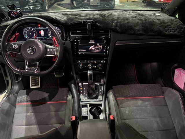 GOLF VII  第8張相片