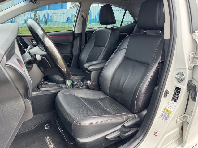 TOYOTA豐田 ALTIS  第10張相片