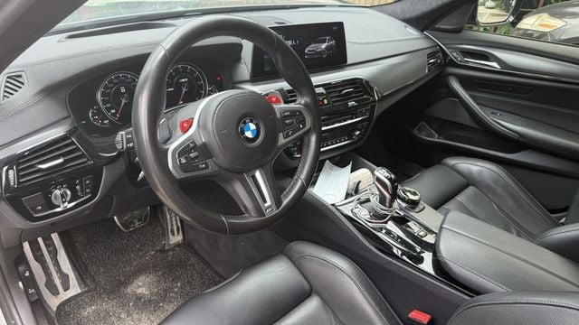 BMW寶馬 M5 SEDAN  第9張相片