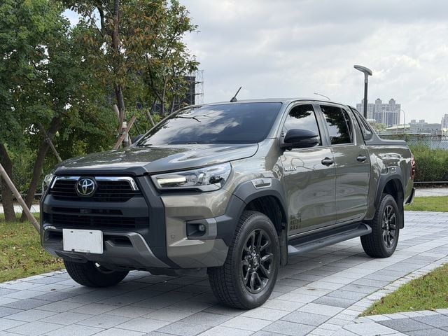 TOYOTA豐田 HILUX  第1張相片