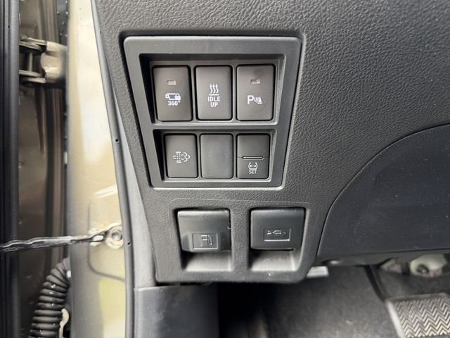 TOYOTA豐田 HILUX  第14張相片