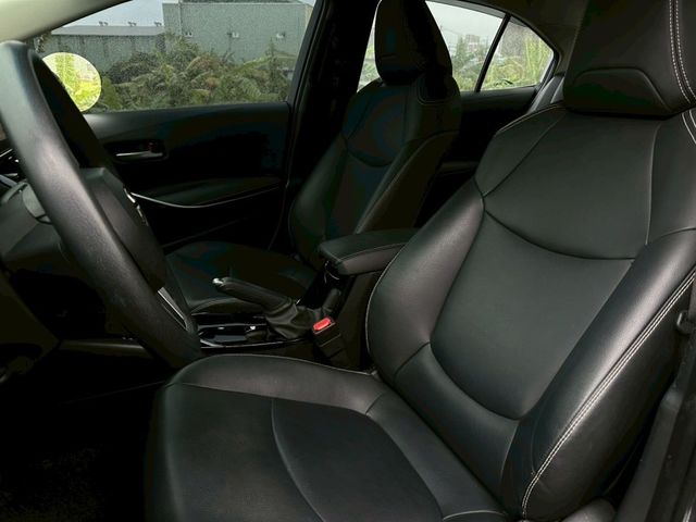 Toyota ALTIS  第2張相片