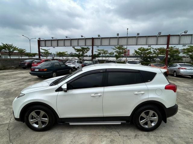 RAV4  第5張相片