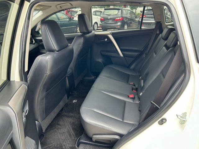 RAV4  第8張相片