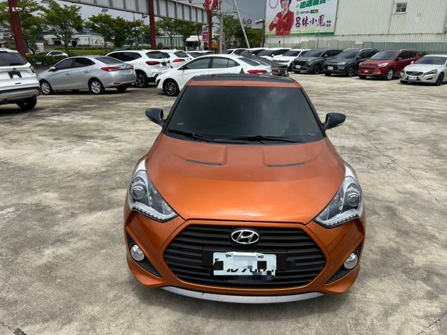 VELOSTER  第2張相片