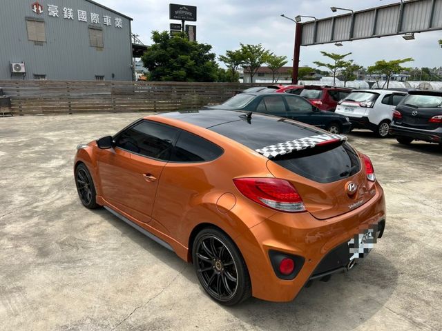 VELOSTER  第4張相片