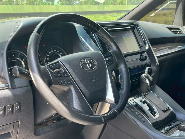TOYOTA豐田 ALPHARD  第5張相片